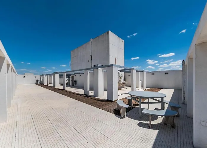 Departamento Ubicado En El Centro De Cordoba 1 Dormitorio Balcon Asador Pileta